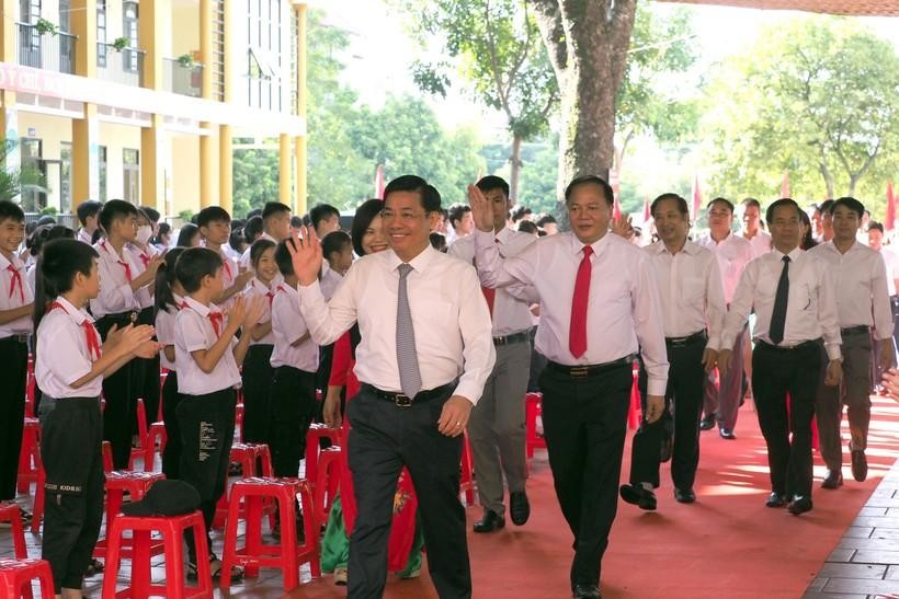 Ngành Giáo dục Bắc Giang hân hoan chào mừng năm học mới 2022 -2023.