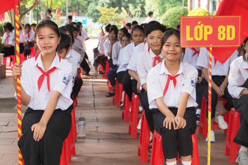 Học sinh Bắc Giang dự khai giảng năm học 2022 -2023 (ảnh TL).