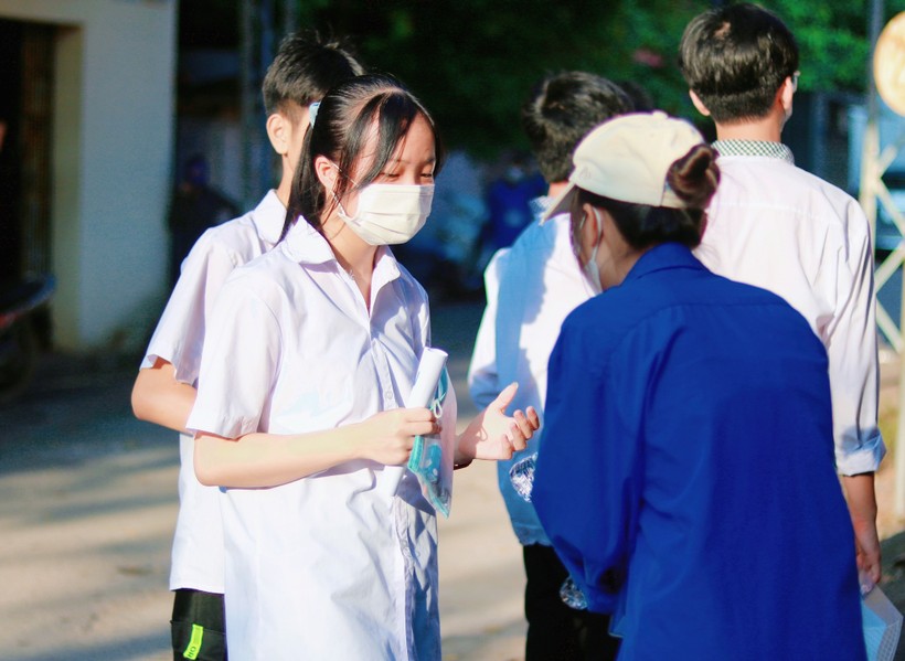 Thí sinh Bắc Giang dự thi vào lớp 10 THPT năm học 2023 -2024. 