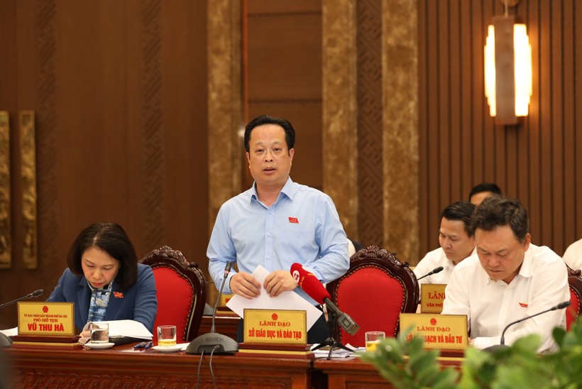 Giám đốc Sở GD&ĐT Hà Nội Trần Thế Cương phát biểu tại hội nghị.