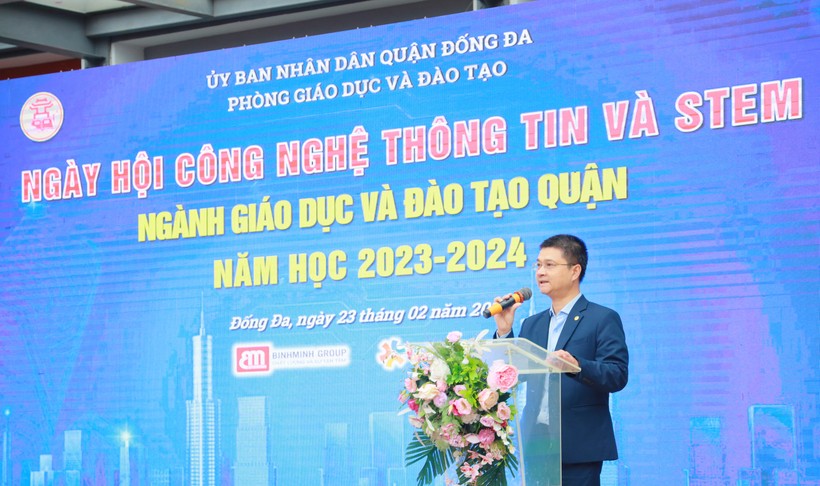 Ông Tô Hồng Nam - Phó Cục trưởng Cục Công nghệ Thông tin, Bộ GD&amp;ĐT phát biểu.