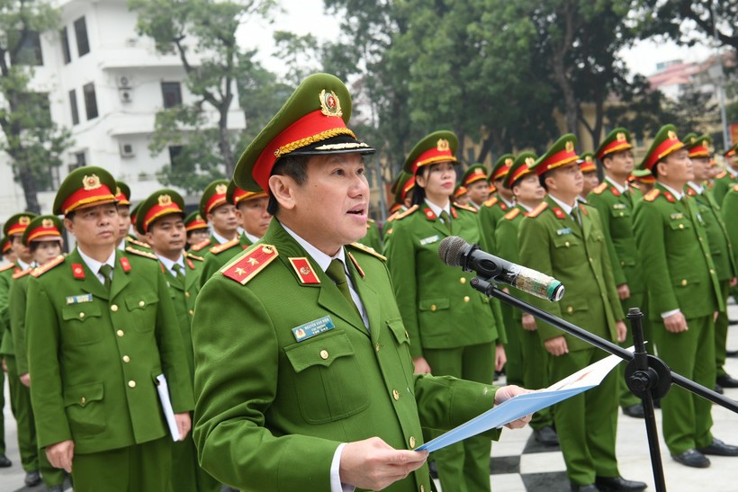 Trung tướng Nguyễn Văn Viện, Cục trưởng Cục Cảnh sát điều tra tội phạm về ma tuý phát biểu tại Lễ báo công.