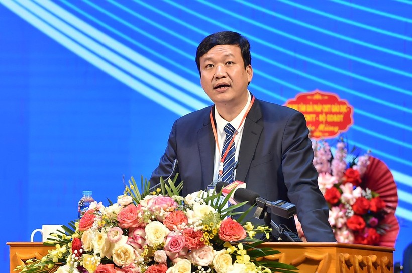 Ông Lê Ô Pích Phó Chủ tịch UBND tỉnh Bắc Giang phát biểu.