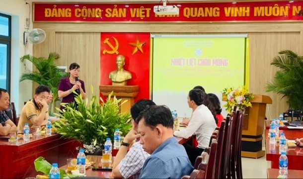 Bà Giàng Thị Dung – Phó Chủ tịch UBND tỉnh Lào Cai phát biểu.