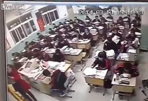 Học sinh Trung Quốc nhảy lầu vì áp lực thi cử