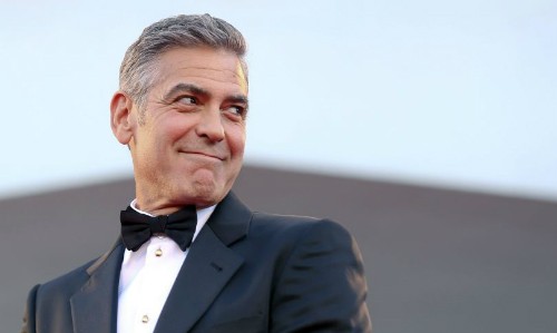 
Diễn viên George Clooney nổi tiếng với mái tóc bạc. Ảnh:Fox News.