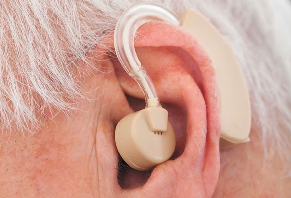 Máy trợ thính có thể giúp cải thiện trí nhớ