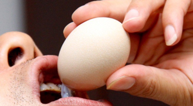 Thực hư chuyện ăn trứng ung giúp tăng bản lĩnh phòng the