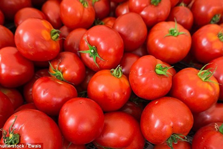 Lý do khiến cà chua có tác dụng chống nếp nhăn trên da