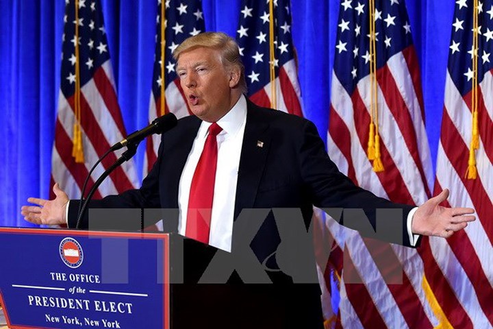 Tổng thống đắc cử Mỹ Donald Trump phát biểu trong cuộc họp báo ở New York ngày 11/1. (Nguồn: AFP/TTXVN)