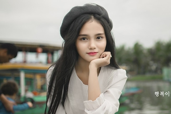 Thiếu nữ Việt được dân mạng Hàn Quốc khen xinh đẹp là ai?