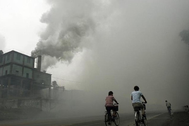 700.000 người chết mỗi năm do ô nhiễm khí thải từ các ngành nghề