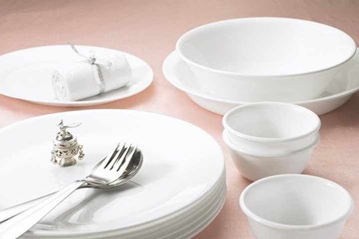 Vì sao người béo không nên dùng bát đĩa màu trắng?