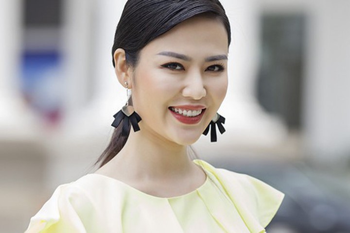 Hoa hậu Thu Thủy trẻ trung, xinh đẹp ở tuổi 41