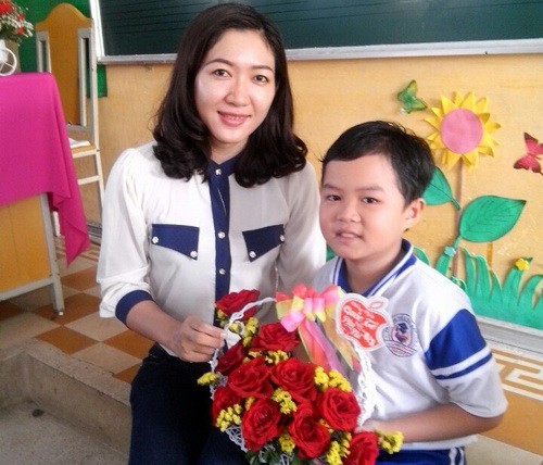 Cô giáo Lê Thị Trang: Xây dựng tốt các mối quan hệ, thực hiện tốt công tác phối hợp trong và ngoài nhà trường để học sinh được phát triển toàn diện. 