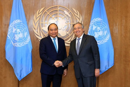 Thủ tướng Nguyễn Xuân Phúc và Tổng Thư ký LHQ Antonio Guterres - Ảnh: VGP