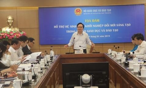 Bộ trưởng Phùng Xuân Nhạ phát biểu tại buổi Tọa đàm