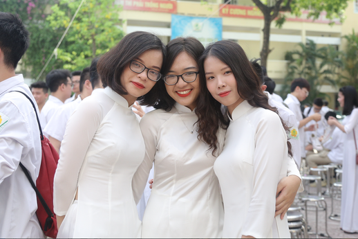 Học sinh Trường THPT Phan Huy Chú. Ảnh/VTV.vn