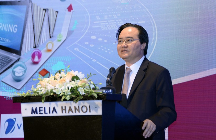 Bộ trưởng Phùng Xuân Nhạ phát biểu tại Hội thảo