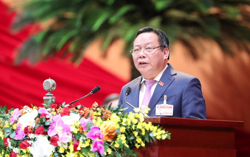Phó Bí thư Thành ủy Hà Nội Nguyễn Văn Phong tham luận tại Đại hội.