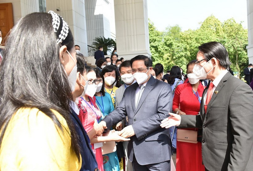 Thủ tướng Phạm Minh Chính gặp mặt thân mật các nhà giáo, cán bộ quản lý giáo dục tiêu biểu nhân dịp kỷ niệm Ngày Nhà giáo Việt Nam 20/11.