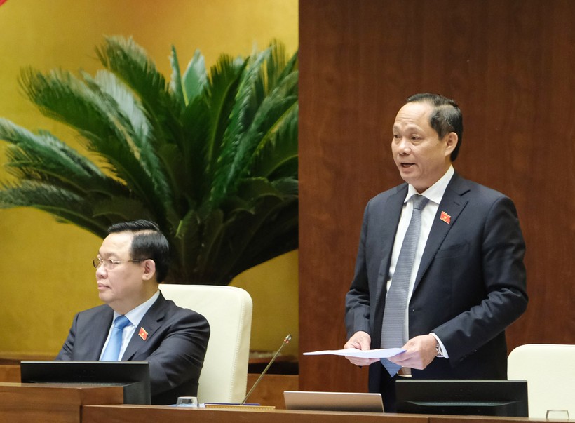  Thượng tướng Trần Quang Phương - Phó Chủ tịch Quốc hội phát biểu điều hành phiên thảo luận
