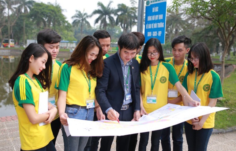 Sinh viên Học viện Nông nghiệp Việt Nam được trang bị đầy đủ kiến thức và kỹ năng