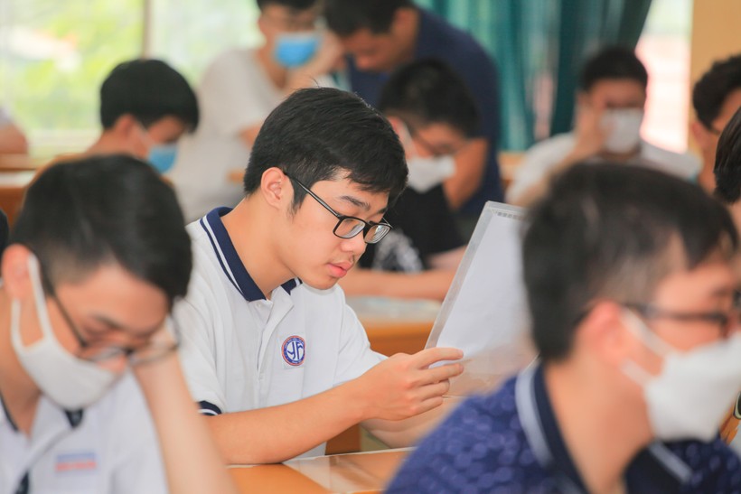Thí sinh tham dự Kỳ thi đánh giá tư duy năm 2022 của ĐH Bách khoa Hà Nội.