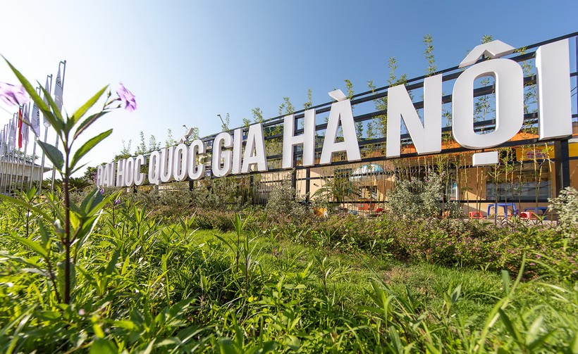Đại học Quốc gia Hà Nội tiếp tục duy trì vị trí xếp hạng trong top 1000 các cơ sở giáo dục đại học tốt nhất thế giới theo tiêu chí xếp hạng mới của QS WUR.