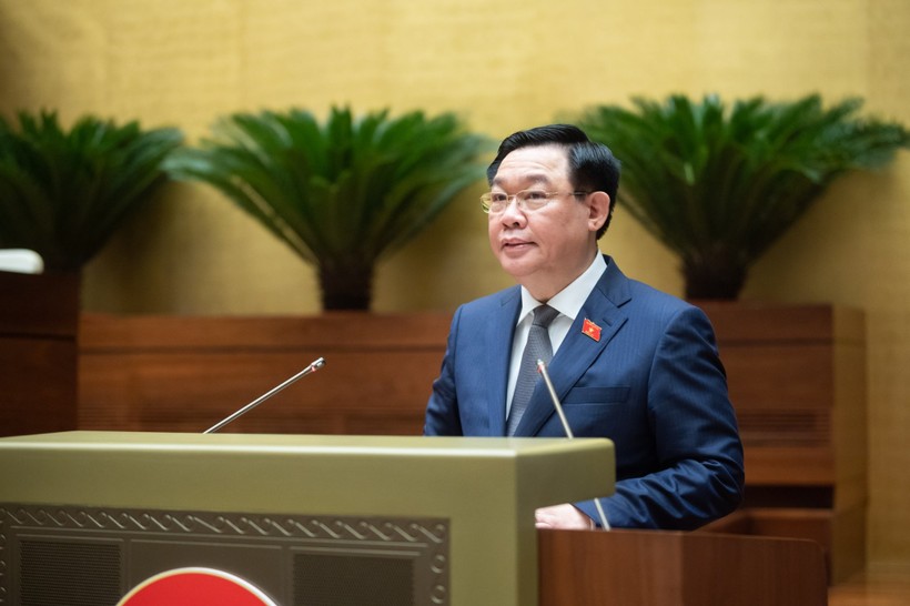 Chủ tịch Quốc hội Vương Đình Huệ phát biểu khai mạc.