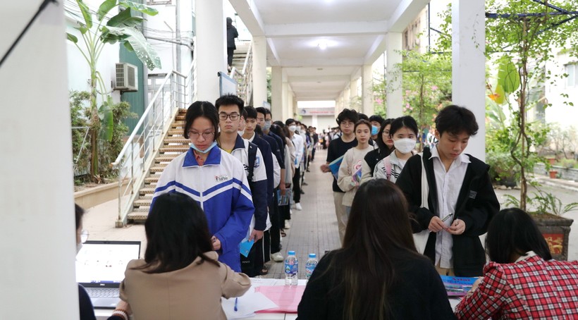 Thí sinh tham dự kỳ thi Đánh giá năng lực của Đại học Quốc gia Hà Nội năm 2023 (Ảnh: VNU).