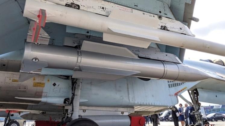 Tên lửa siêu thanh R-37M khiến tiêm kích MiG-35 'bất khả chiến bại'?