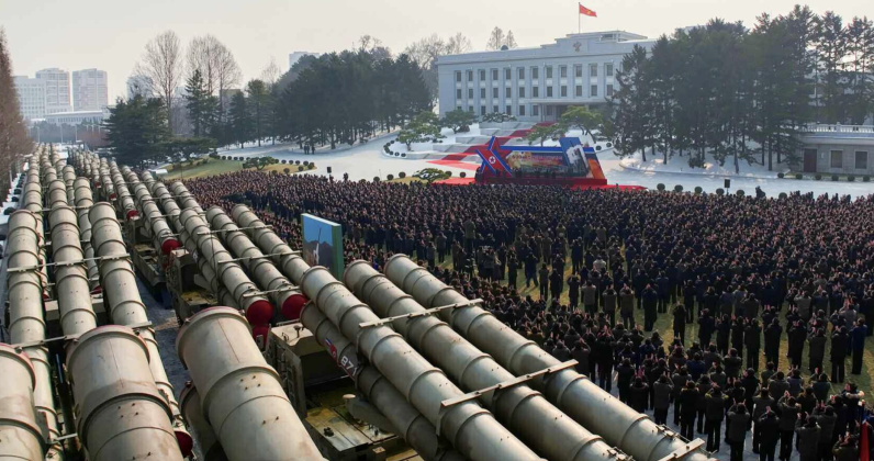 Quân đội Triều Tiên nhận hàng loạt pháo phản lực dẫn đường 'xa nhất thế giới'