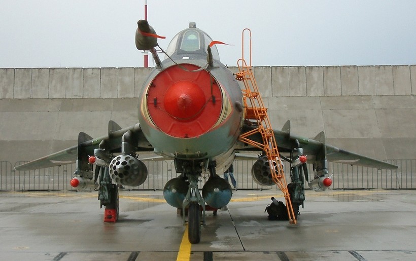 Chiến đấu cơ Su-17 Fitter của Không quân Liên Xô.