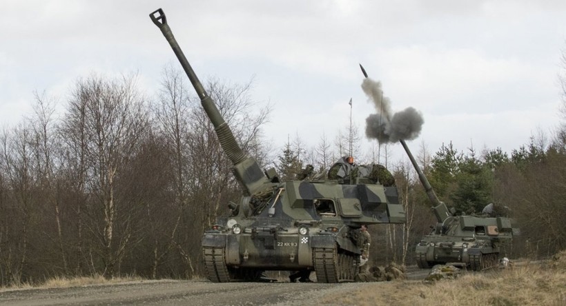 AS-90 của Anh sẽ 'bùng cháy' trên đất Ukraine 