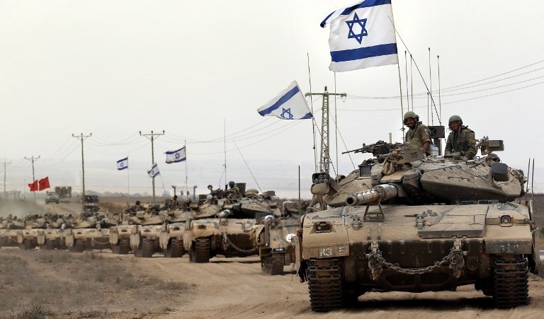 Xe tăng Israel bắt đầu tấn công Dải Gaza