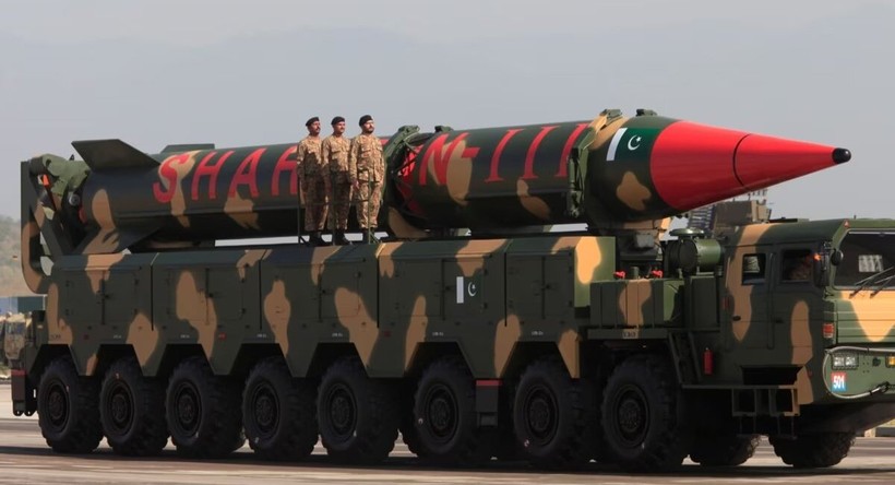 Pakistan chế tạo tên lửa đạn đạo dễ dàng xuyên thủng lá chắn S-400?