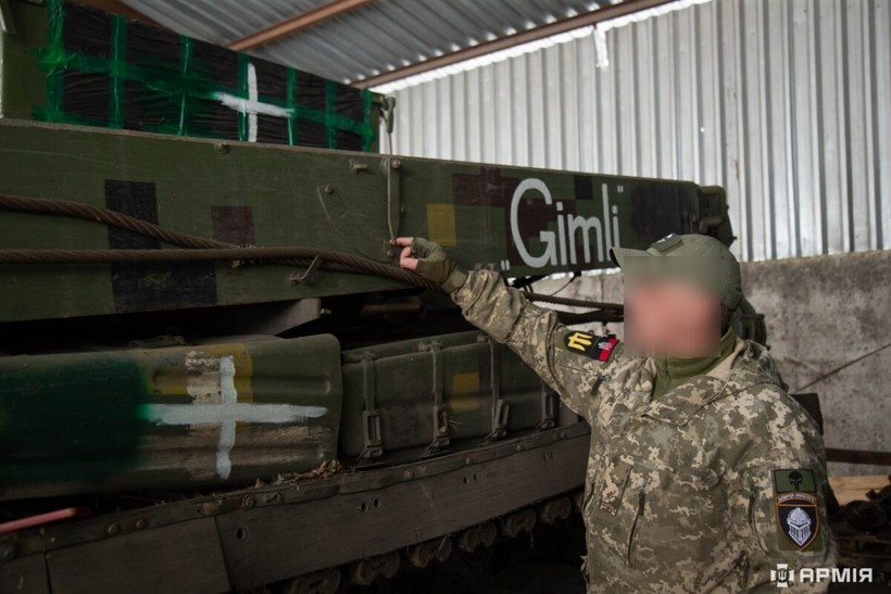 Chiến lợi phẩm Nga giúp Ukraine phục hồi hàng loạt xe tăng và pháo tự hành 