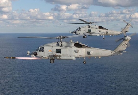 Trực thăng Hải quân Mỹ bắn hạ tàu Houthi tại Biển Đỏ