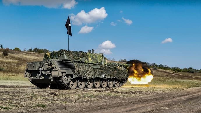 Xe tăng Leopard 1A5 nhận đạn chùm chống bộ binh nguy hiểm từ Mỹ
