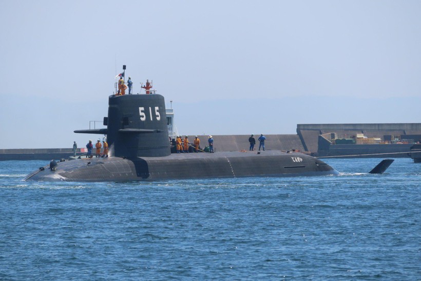 Hải quân Nhật Bản nhận tàu ngầm Jingei 'cách mạng hóa'