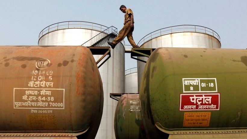 Đối tác đặc biệt 'mạnh tay' mua lại dầu Nga đã bị Ấn Độ từ chối