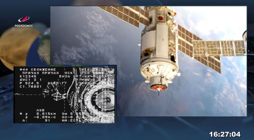 Mô-đun Nauka trong quá trình cập Trạm Không gian Quốc tế (ISS) vào ngày 29/7/2021.