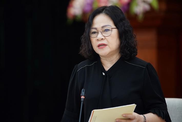 Thứ trưởng Bộ GD&ĐT Ngô Thị Minh phát biểu.