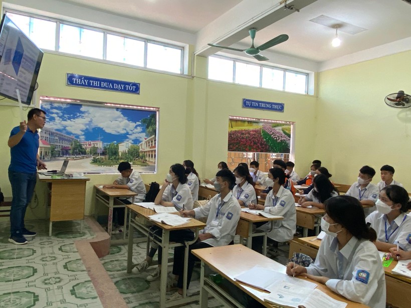Học sinh Trường THPT Cao Lộc, huyện Cao Lộc, tỉnh Lạng Sơn. Ảnh Ngô Chuyên.