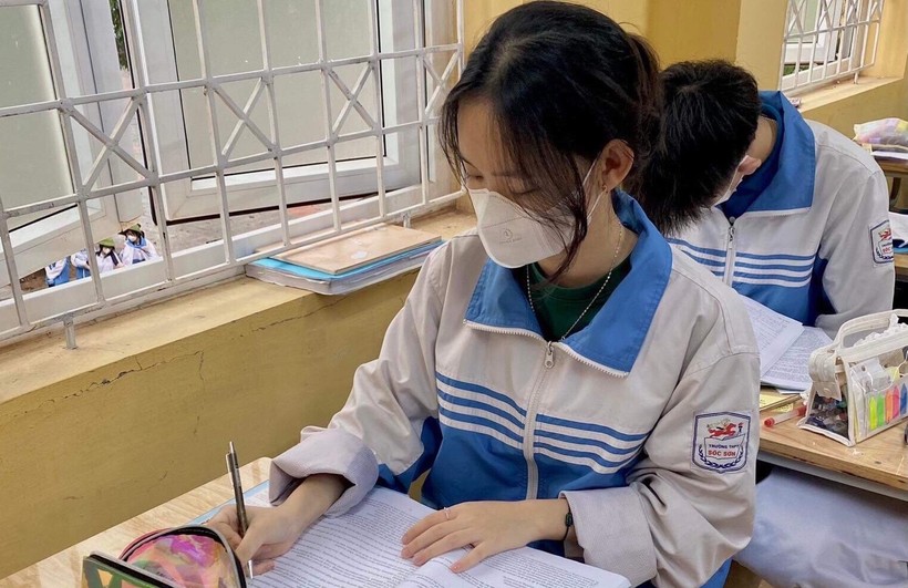 Em Nguyễn Hà Giang - học sinh Trường THPT Sóc Sơn (TP. Hà Nội)