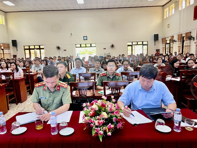 Sở GD&ĐT Lạng Sơn tập huấn, bồi dưỡng công tác chuẩn bị cho kỳ thi tốt nghiệp THPT.