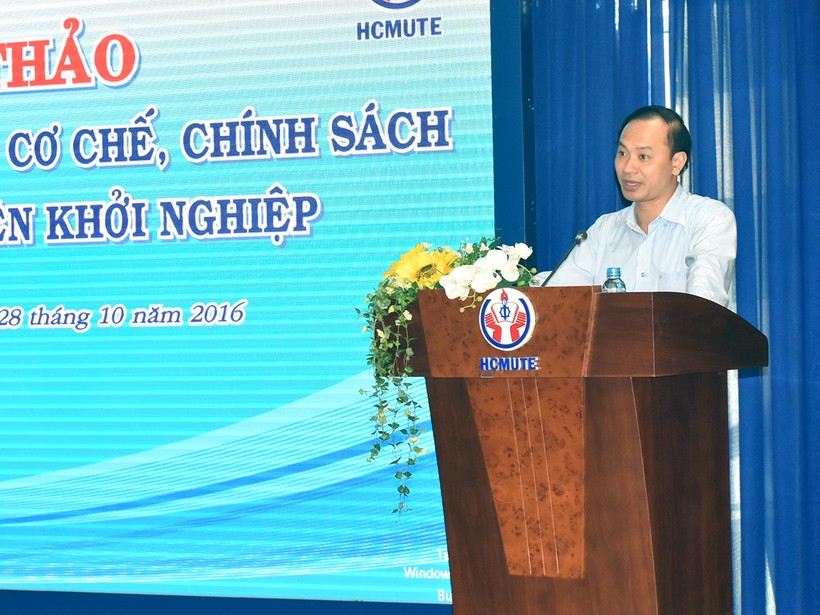 Ông Dương Văn Bá – Phó Vụ trưởng Vụ Công tác HSSV phát biểu