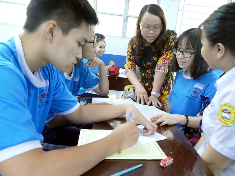 Một giờ học giáo dục công dân tại Trường THPT Nguyễn Du (TPHCM). Ảnh: Đào Ngọc Thạch