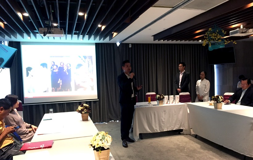 Ông Phương Tiến Minh - Phó Tổng Giám đốc Marketing của Prudential, giới thiệu dự án myDNA 